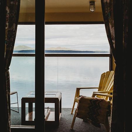 The Oceanfront Hotel Sointula Buitenkant foto