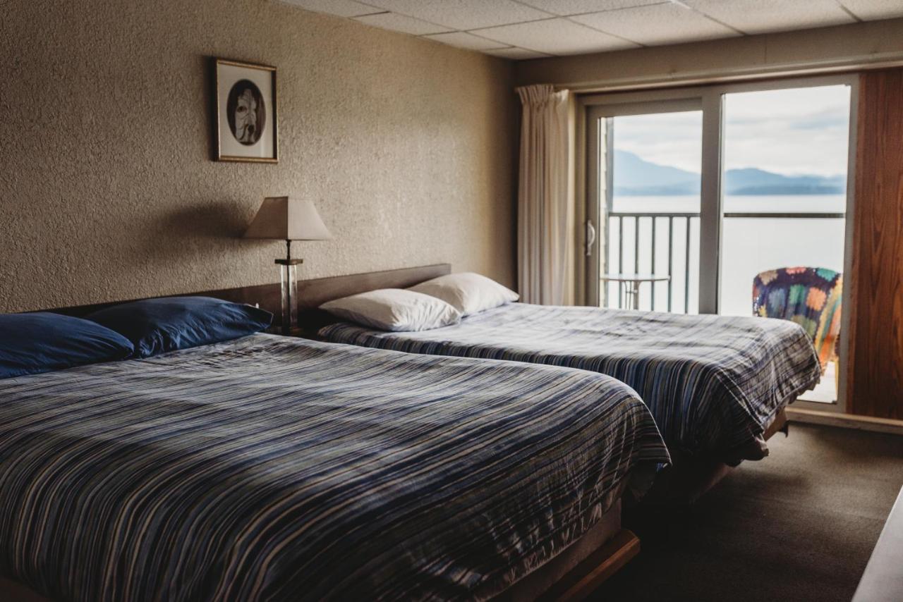 The Oceanfront Hotel Sointula Buitenkant foto