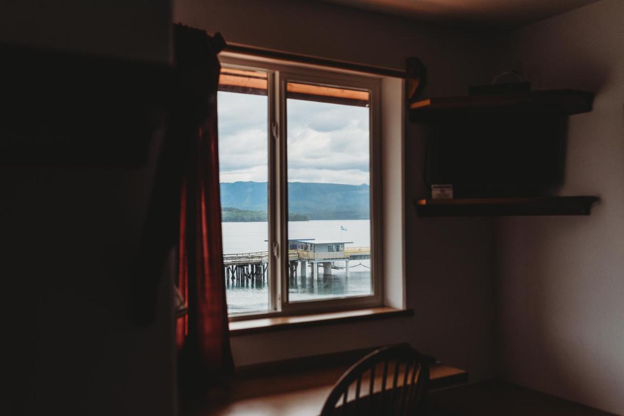 The Oceanfront Hotel Sointula Buitenkant foto