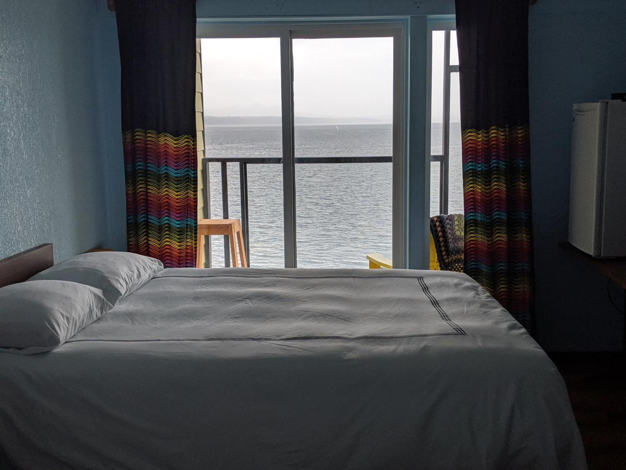 The Oceanfront Hotel Sointula Buitenkant foto